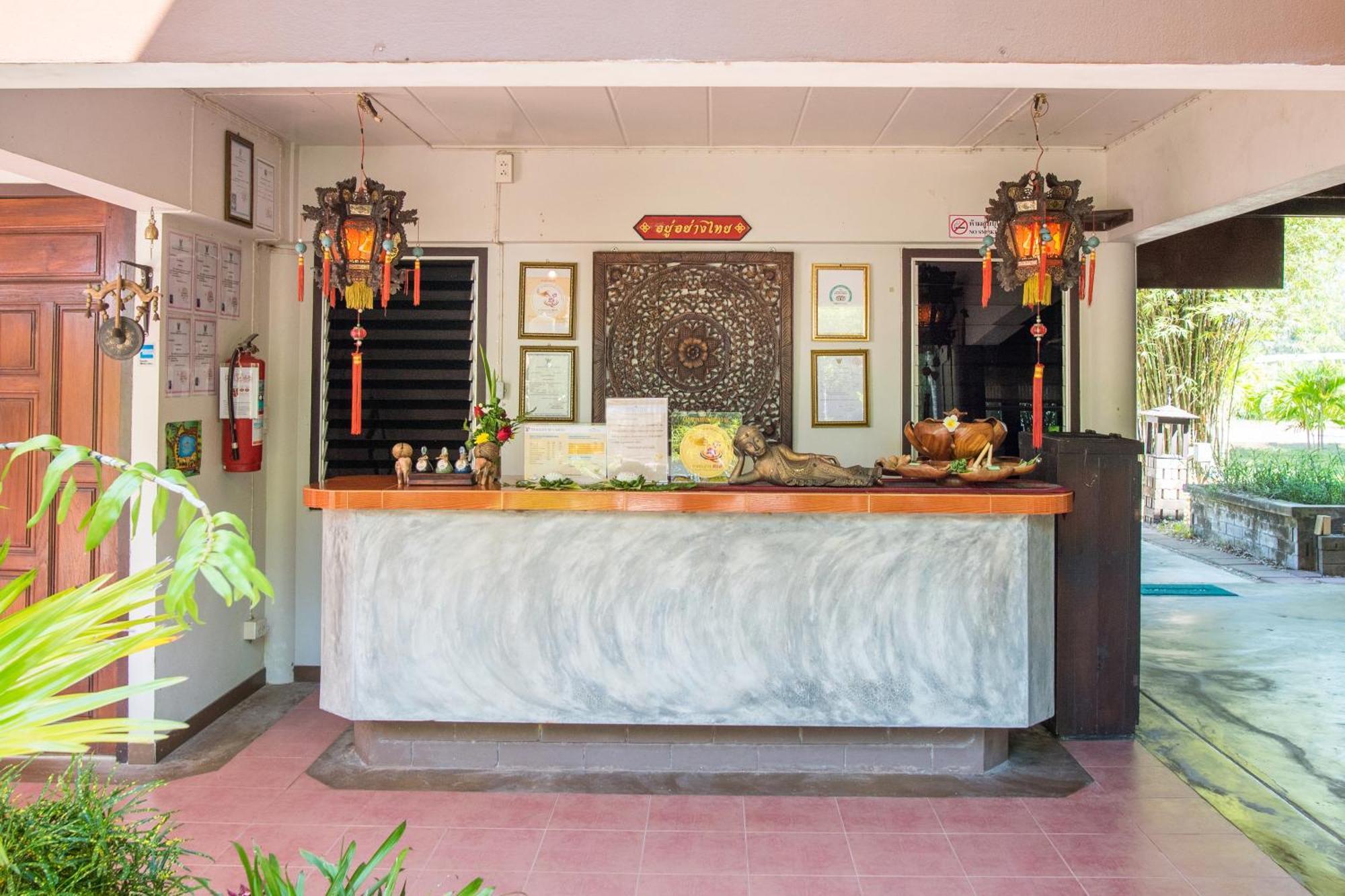 Thailife Wellness & Meditation Resort- Sha Plus Khao Lak Buitenkant foto